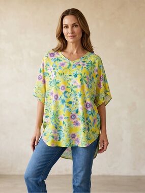 Dear Scarlett Boutique Fresh & Fun Vibrant Sunshine Yellow Floral Women's Blouse